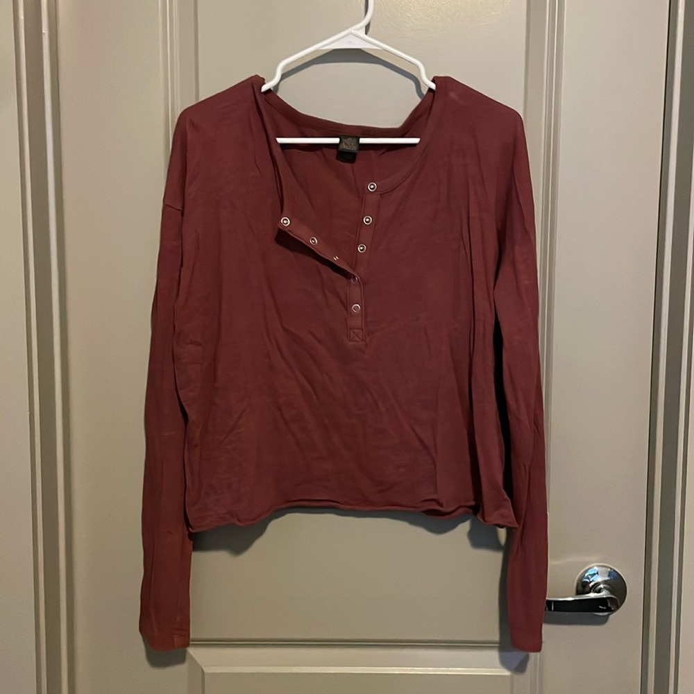 Long sleeve, cropped Henley, dark mauve